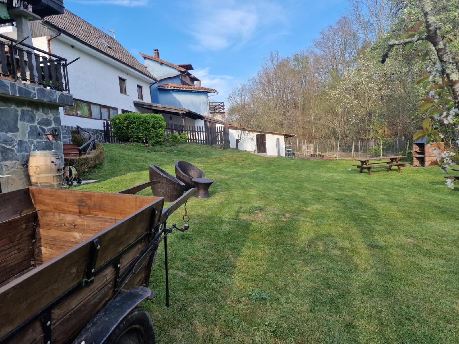 Alojamiento Con Jardin Y Barbacoa Onís Exteriér fotografie