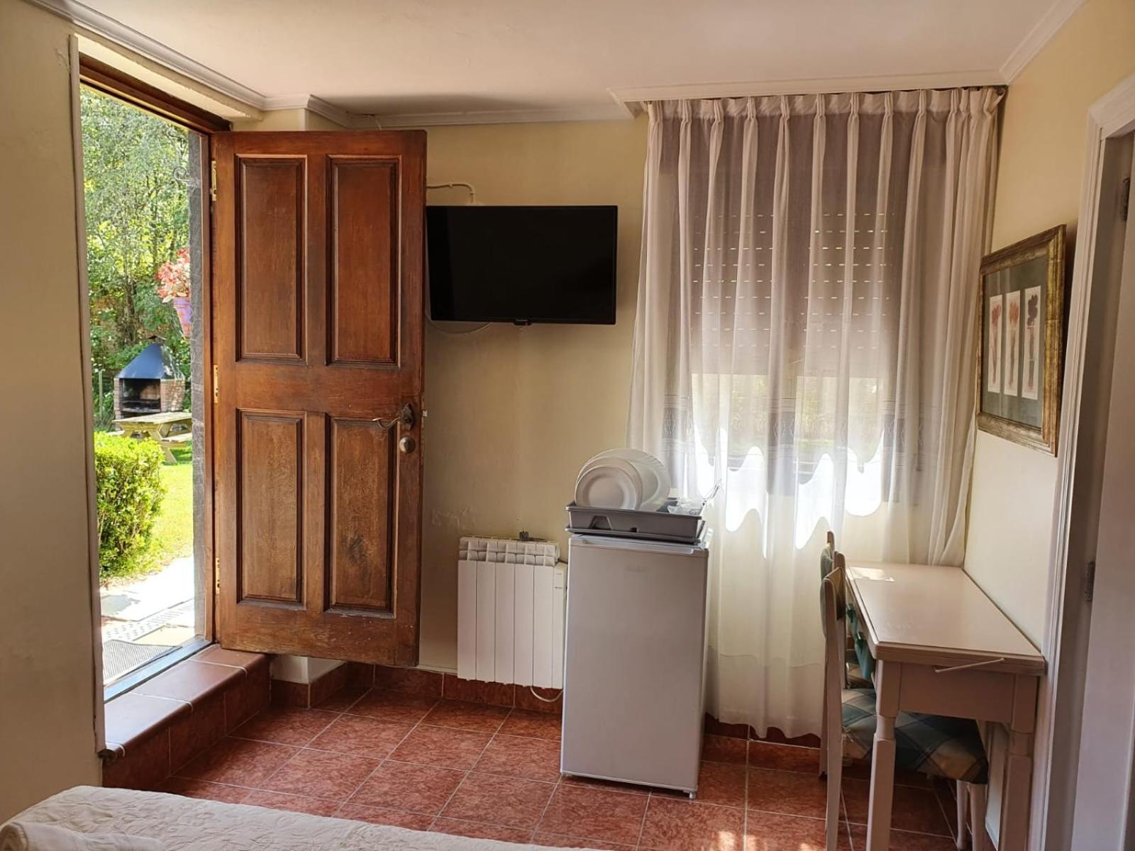 Alojamiento Con Jardin Y Barbacoa Onís Pokoj fotografie